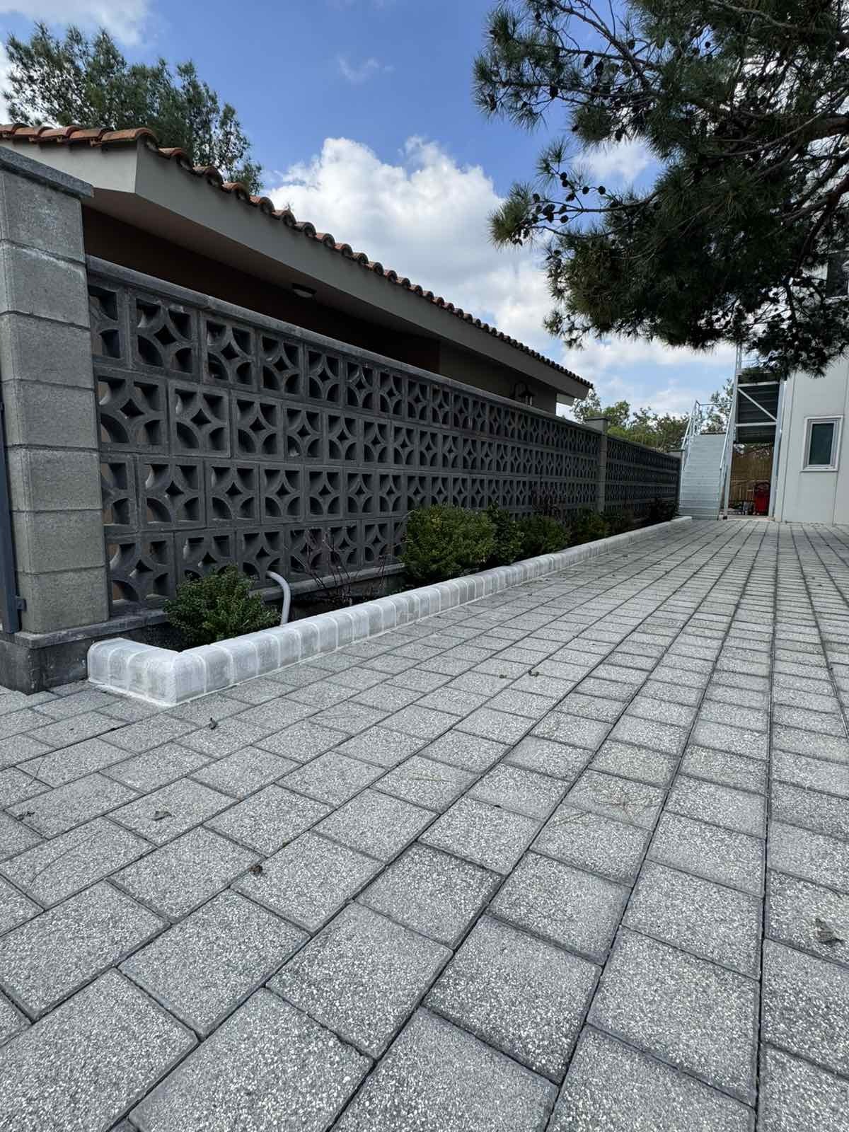 Bush Hammered Pavers