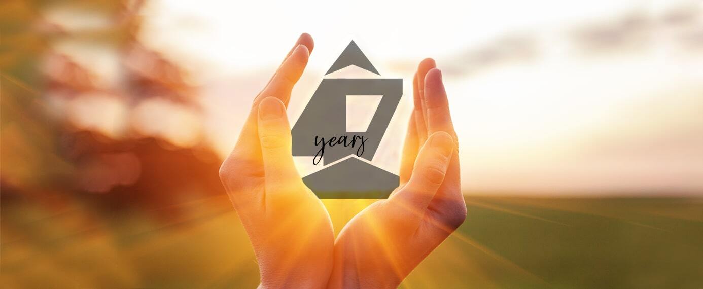 47-years-Banner